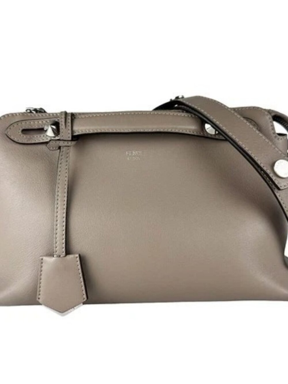 Auth FENDI Shoulder Bag Greige leather z10838